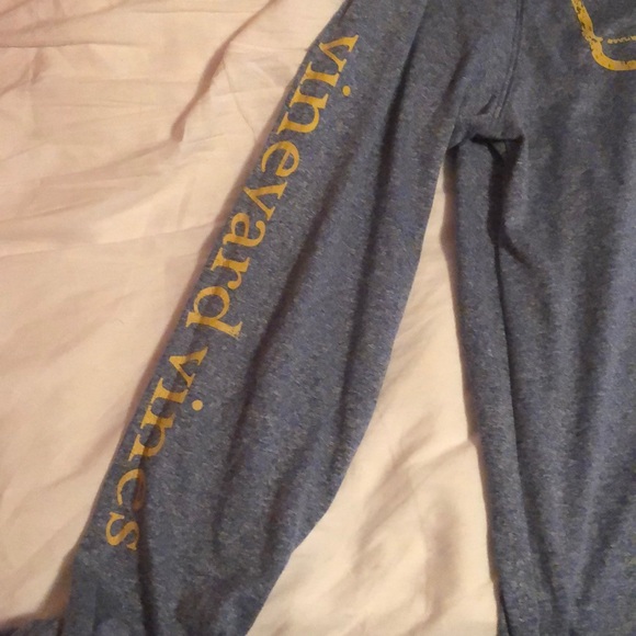 Vineyard Vines long sleeve dry-fit - Picture 3 of 4